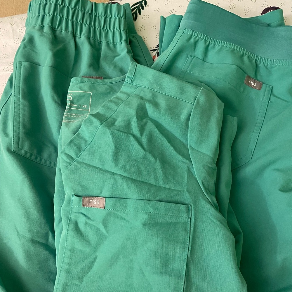 Figs Zamora & Catarina Surgical Green